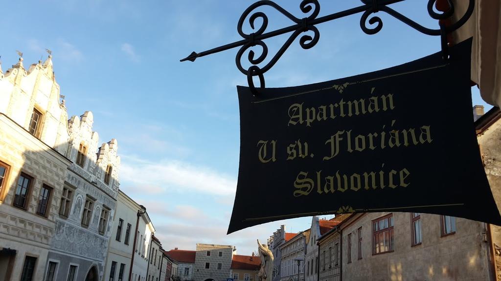 Apartmany U Sv. Floriana Slavonice Eksteriør billede
